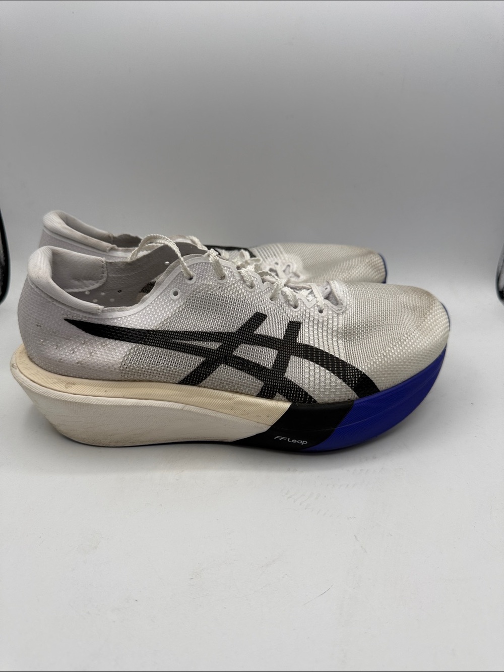 Asics METASPEED SKY TOKYO men’s 8.5 white black purple S11